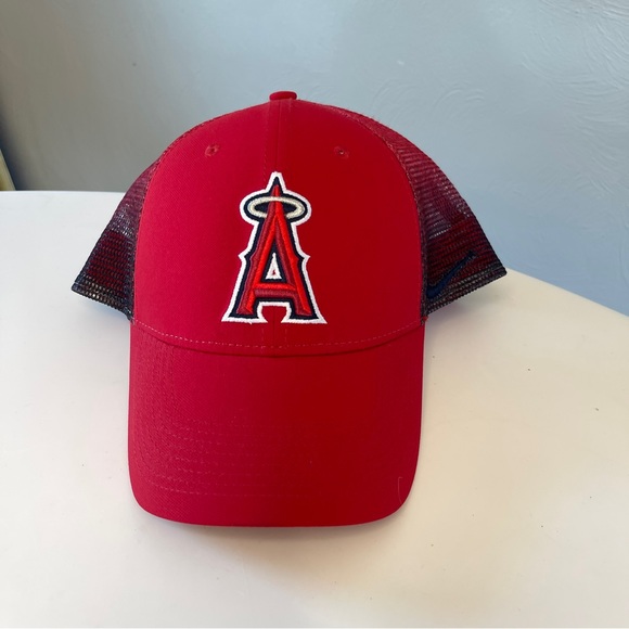 Anaheim Angles Nike Legacy 91 SnapBack Hat - Red And Blue Mesh Back Cap - MLB - Picture 1 of 8